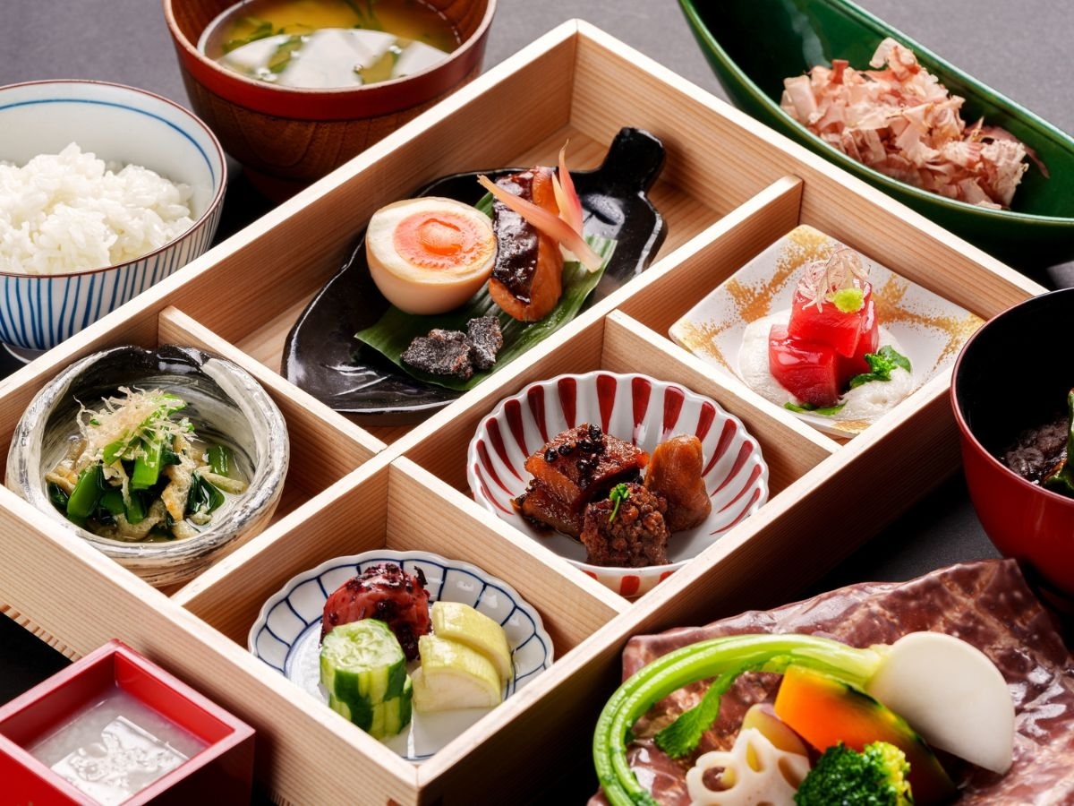 夕食料理